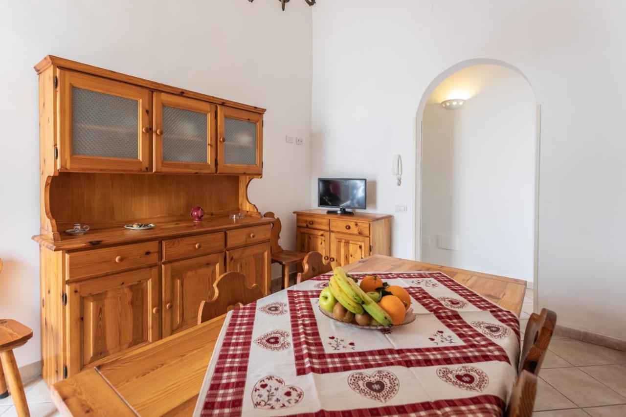 Villetta Bianca Sulla Spiaggia - Apulia Home 加利波利 外观 照片