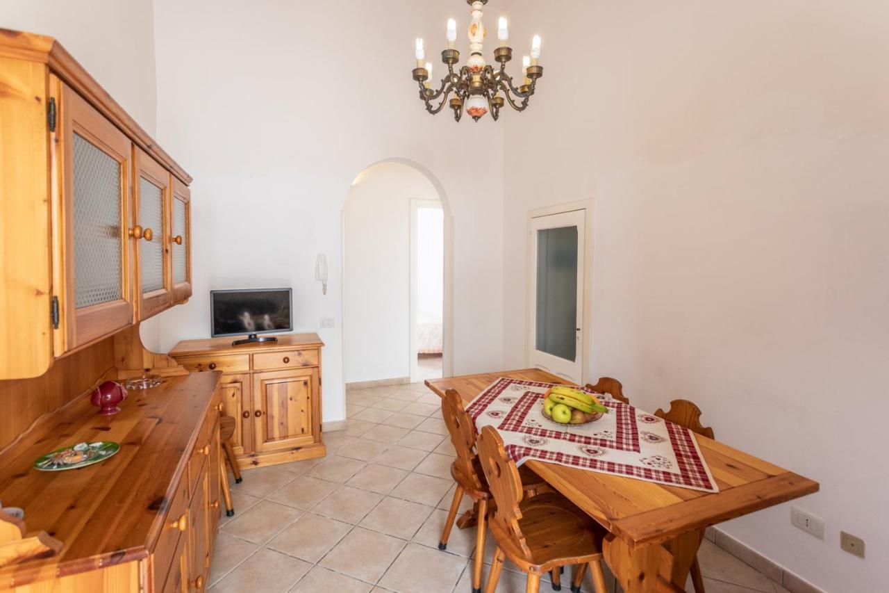 Villetta Bianca Sulla Spiaggia - Apulia Home 加利波利 外观 照片